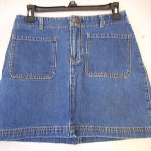 Size 4 Gap Blue Denim Skirt 100% cotton